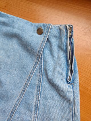 Falda pantalón vaquero Stradivarius