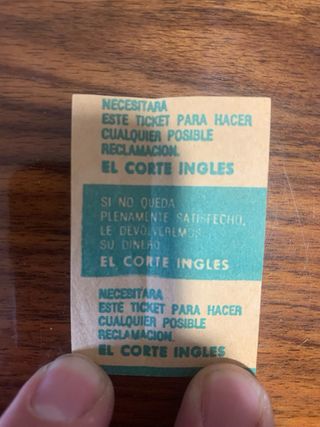 Maquina de coser Singer antigua con mueble