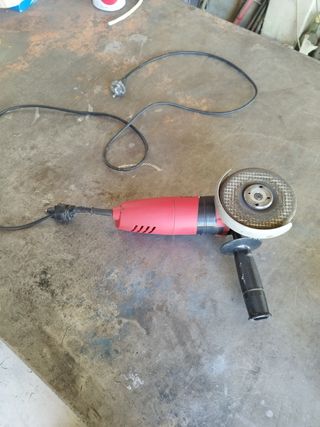 Radial, amoladora 