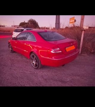 Mercedes-Benz  CLK 2002