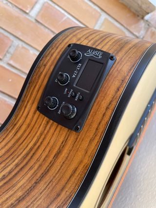 Guitarra Electroacústica NUEVA