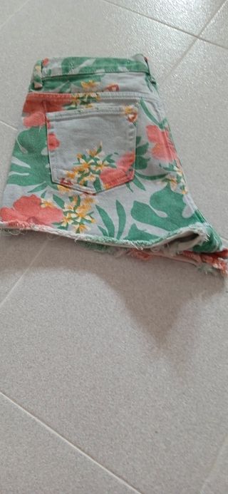 Pantalón short Zara premium