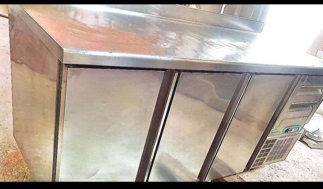 mesas frias de 2 puerta