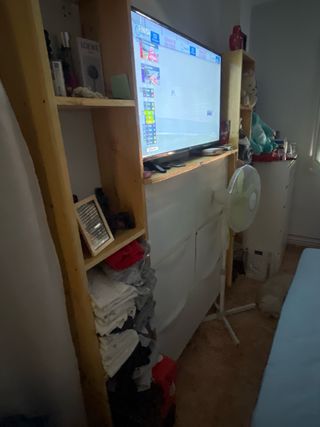 Estanterias de madera de pino a medida