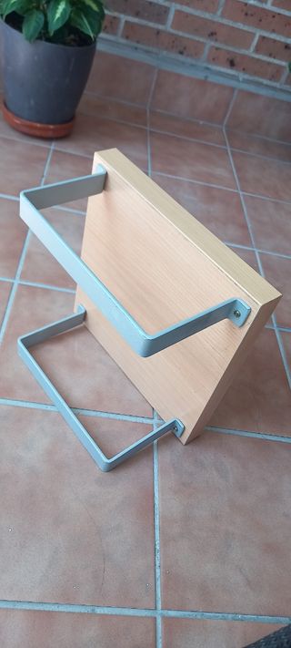 Repisa de sobremesa en madera