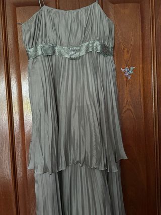 Precioso, vestido de purificación García