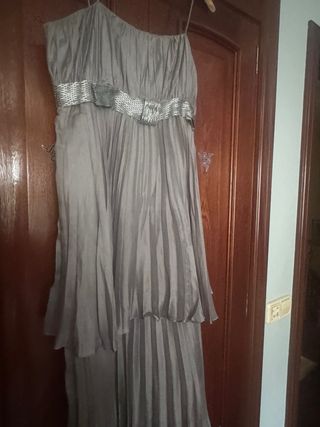 Precioso, vestido de purificación García