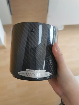 Tubo de escape con silenciador