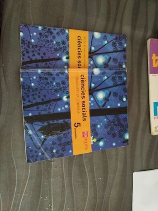 Libro ciències socials 5 de primaria