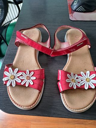 Sandalias niña T.36 Pablosky