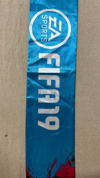 Bufanda oficial FIFA 19 ea sports