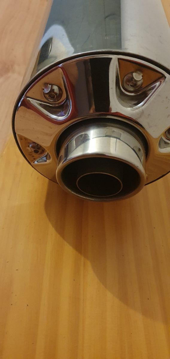 Escape serie suzuki gsx 650f 2008