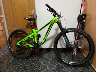 Giant Reign ADV 1 Carbono