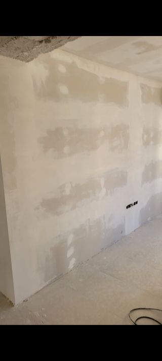 REFORMAS INTEGRALES PINTURAS ALISADOS DE GOTAS