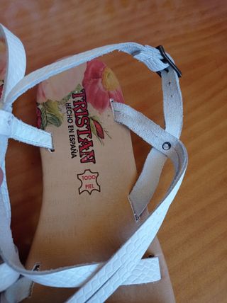 Sandalias Blancas
