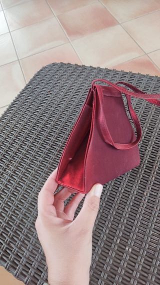 Bolso pochette burdeos