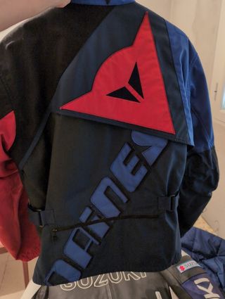 Dainese clasica