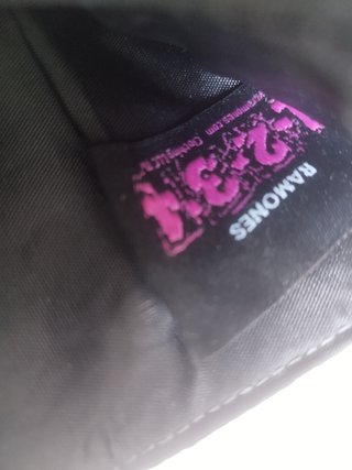 Cartera Ramones