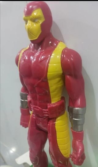 SHOKER VILLANO SPIDERMAN 30 CENTÍMETROS 