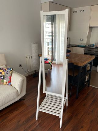 Espejo de pie ISFJORDEN Ikea