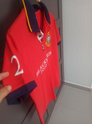 Polo chico talla 16.