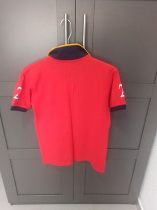 Polo chico talla 16.
