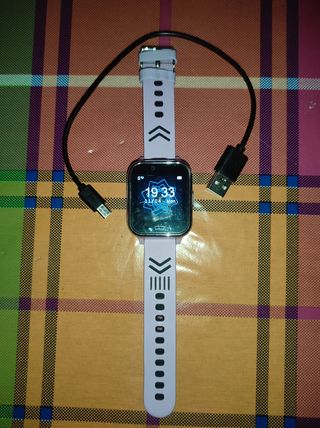 RELOJ ( SMARTWATCH ). NIÑA