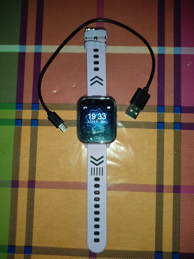 RELOJ ( SMARTWATCH ). NIÑA