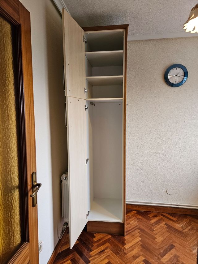 Armario de Cocina de madera Escobero