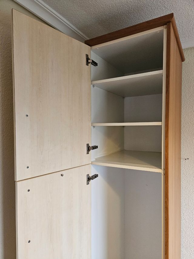 Armario de Cocina de madera Escobero