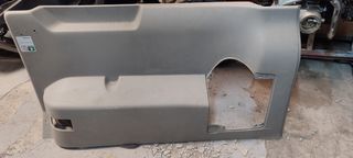 Panel lateral derecho tercera fila vw t5/t6