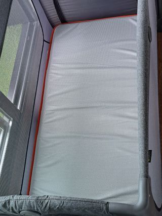 Cuna viaje Hauck Play N Relax + colchón Ecus