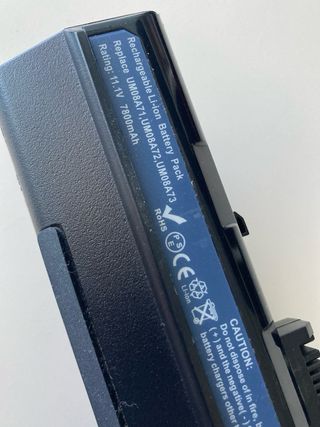 Mini portatil Acer Aspire One Ruso