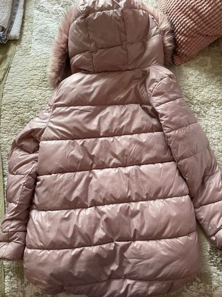 Abrigo plumifero reversible