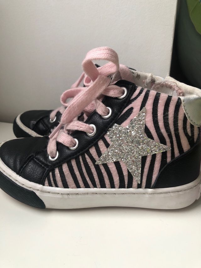 zapatillas Conguitos T 27 como nuevas