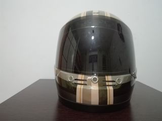 casco moto nzi street track. Color verde.