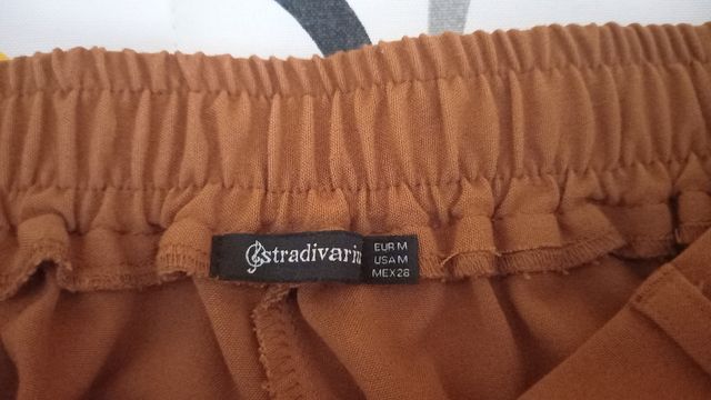 Pantalón de Stradivarius
