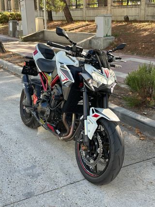 Kawasaki z900 full