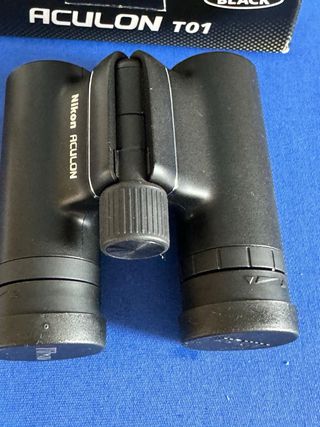 Binoculares Nikon Aculon T01 10x21