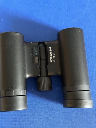 Binoculares Nikon Aculon T01 10x21