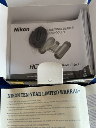 Binoculares Nikon Aculon T01 10x21