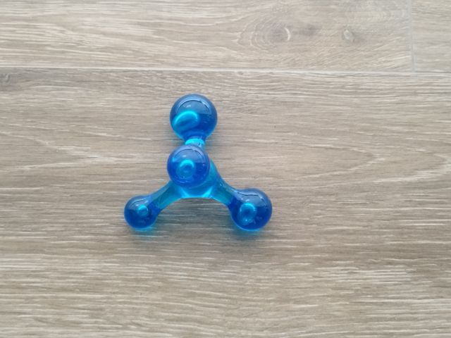 Massajador corporal manual pequeno