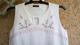 Top bordado y con abalorios. Vintage Dressing.