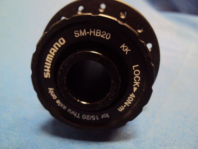 NUEVO Buje SHIMANO SLX M678E 15x100mm Centerlock