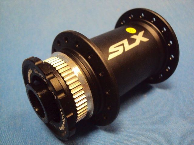 NUEVO Buje SHIMANO SLX M678E 15x100mm Centerlock