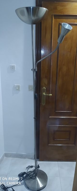 Lámpara de pie