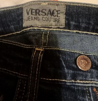 VENDO PANTALON VAQUERO MARCA VERSACE 