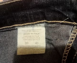 VENDO PANTALON VAQUERO MARCA VERSACE 