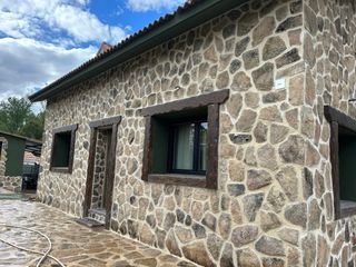 Enchapado de piedra musgo