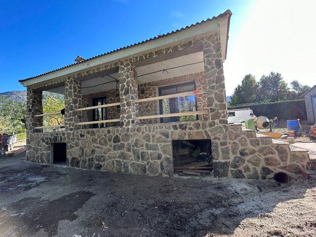 Enchapado de piedra musgo